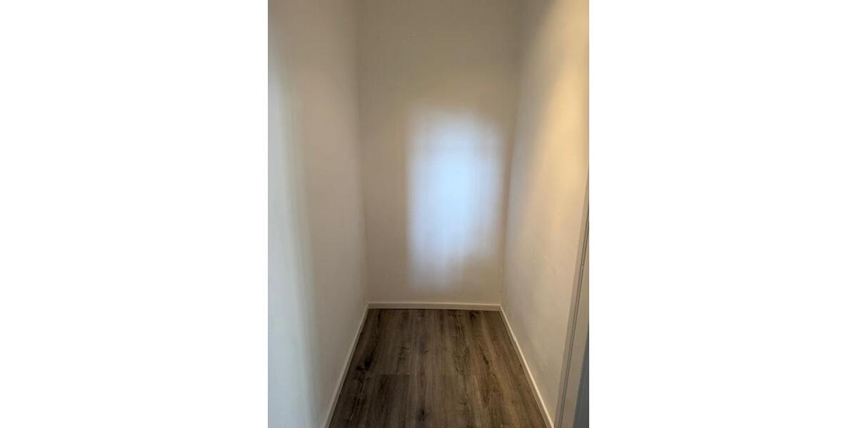 Etagenwohnung Augsburg Pfersee - 3.5 Zimmer, 63 m&sup2;, 315.000&euro; | Angebot:26823796