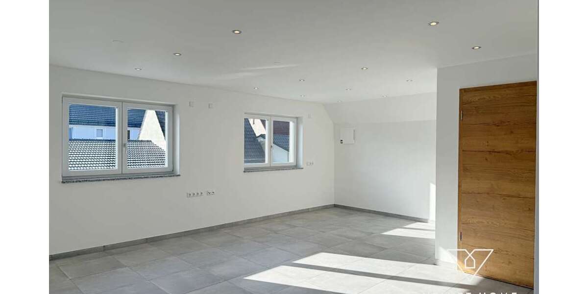 Etagenwohnung Augsburg Lechhausen - 4.5 Zimmer, 120 m&sup2;, 1.780&euro; | Angebot:26570165