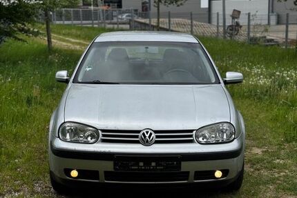 VW Golf 230.979 km 1.999 &euro; Eurasburg 86495