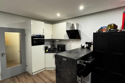 Moderne 1-Zimmer-Wohnung mit Balkon & Tiefgarage in Gersthofen 1 zimmer