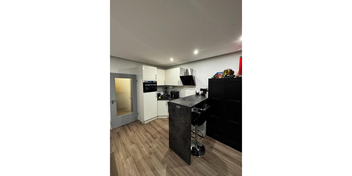 Moderne 1-Zimmer-Wohnung mit Balkon & Tiefgarage in Gersthofen 1 zimmer