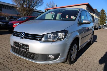 VW Touran 248.643 km 4.990 € Augsburg 86165