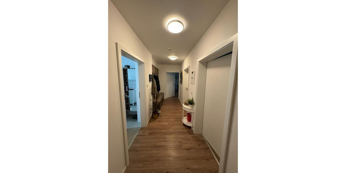 Etagenwohnung Augsburg Lechhausen - 2.5 Zimmer, 86 m&sup2;, 1.247&euro; | Angebot:25282293