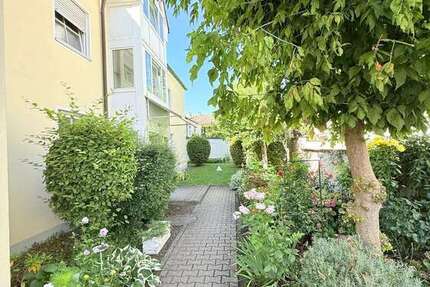 Wohnung Augsburg Lechhausen - 2 Zimmer, 64 m&sup2;, 285.000&euro; | Angebot:26196045