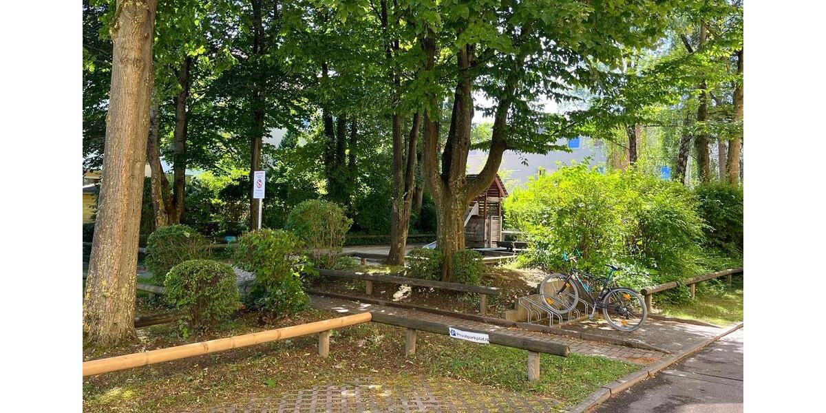 3 Zimmer DG Wohnung Helle Lichtdurchflutet 76m2 3 zimmer