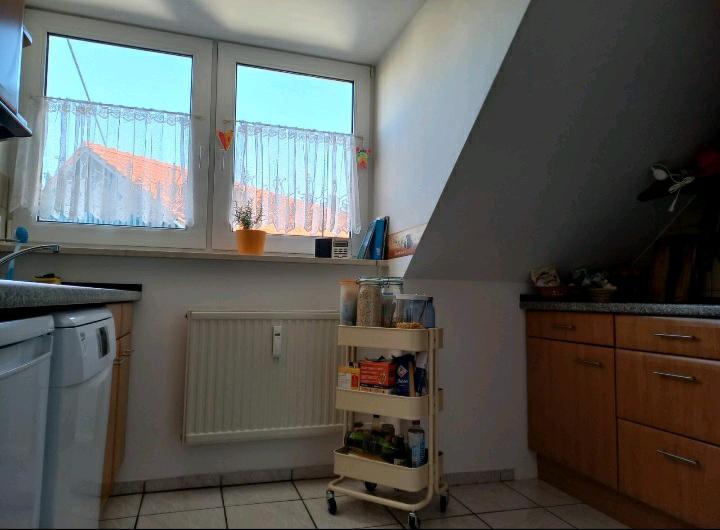 Dachgeschoßwohnung Dasing - 3 Zimmer, 82 m&sup2;, 820&euro; | Angebot:24781132