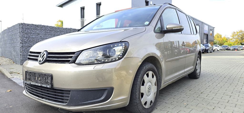 VW Touran 315.000 km 4.990 € Augsburg 86167