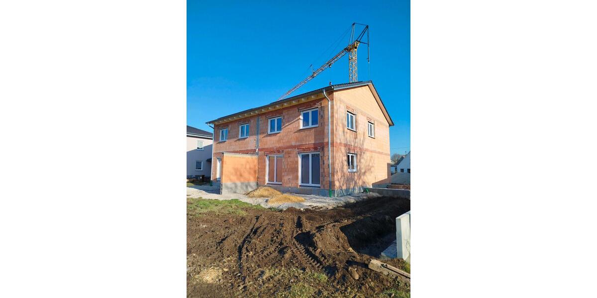 Doppelhaushälfte zu vermieten Erstbezug 4 zimmer