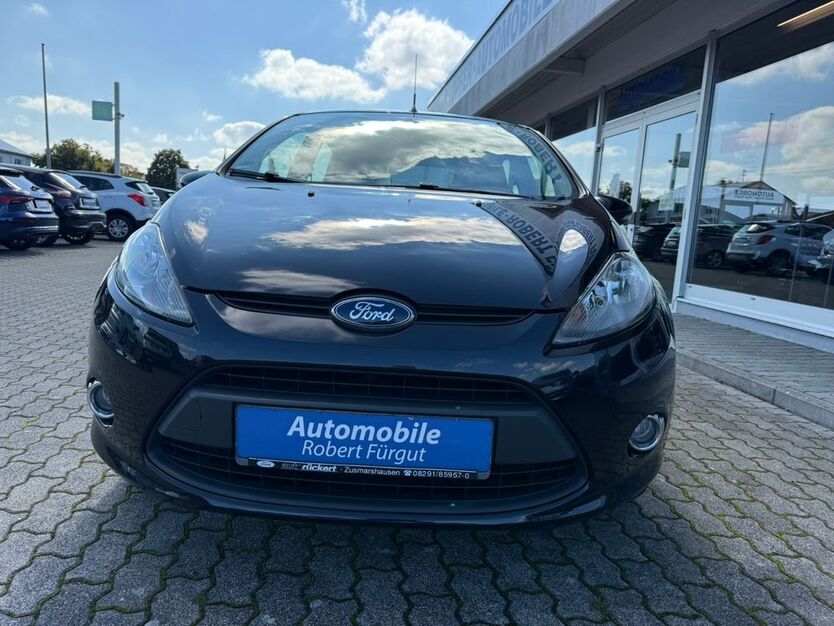 Ford Fiesta 129.900 km 4.400 € Kissing 86438