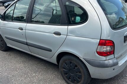 Renault Scenic 119.824 km 1.250 € Augsburg 86165