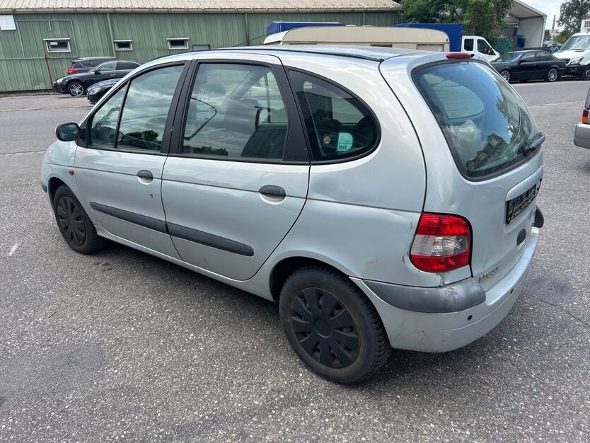 Renault Scenic 119.824 km 1.250 € Augsburg 86165