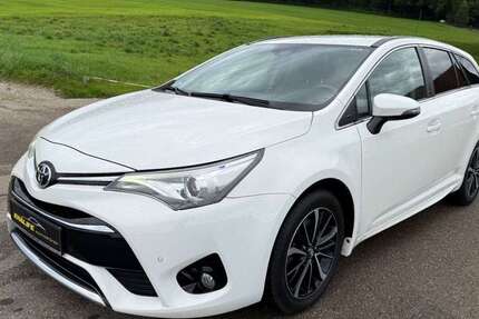 Toyota Avensis 204.610 km 9.899 € Winterbach 89368