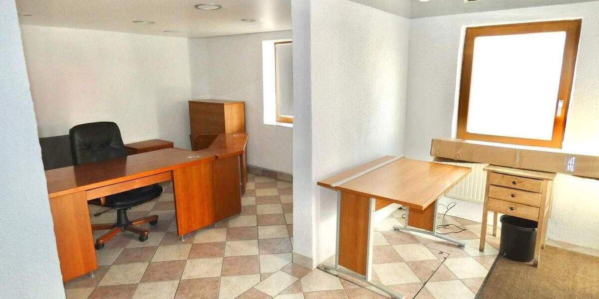 Mehrfamilienhaus, Wohnhaus Augsburg / Lechhausen Lechhausen - 7 Zimmer, 73 m&sup2;, 590.000&euro; | Angebot:25771649