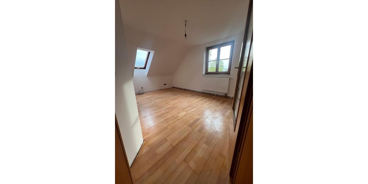 Bauernhaus, Landhaus Prittriching - 9 Zimmer, 154 m&sup2;, 1.690&euro; | Angebot:26373035