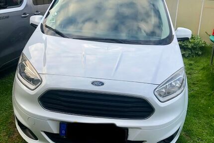 Ford Tourneo Courier 80.000 km 9.900 &euro; Mering 86415