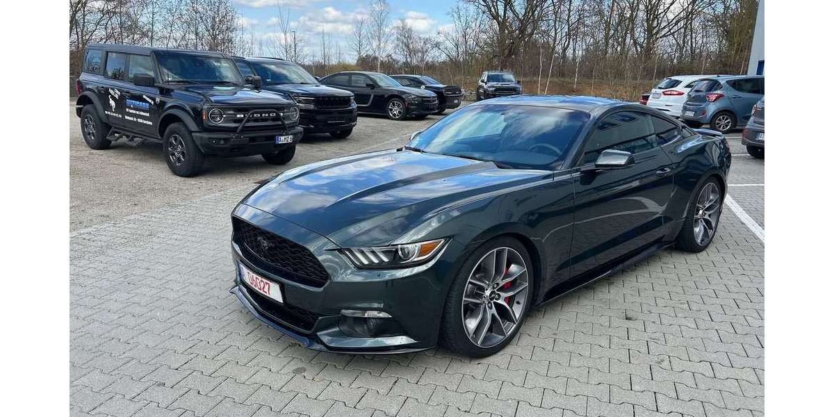 Ford Mustang 95.000 km 29.900 &euro; Gersthofen 86368