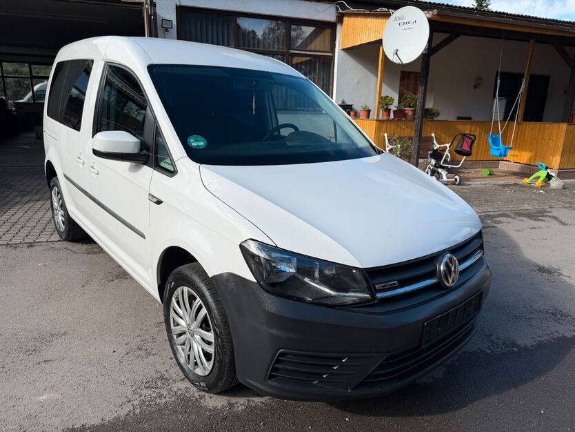 VW Caddy 259.000 km 9.450 € GELTENDORF 82269