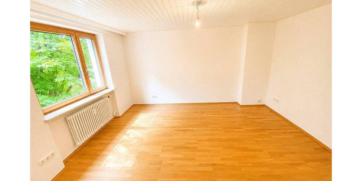 Etagenwohnung Augsburg Innenstadt - 2 Zimmer, 51 m&sup2;, 714&euro; | Angebot:26851356