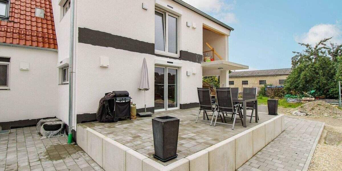 Stufenlos & modern: Barrierearme 3-Zimmer-Wohnung - Fast Neubau! in Ellgau 3 zimmer