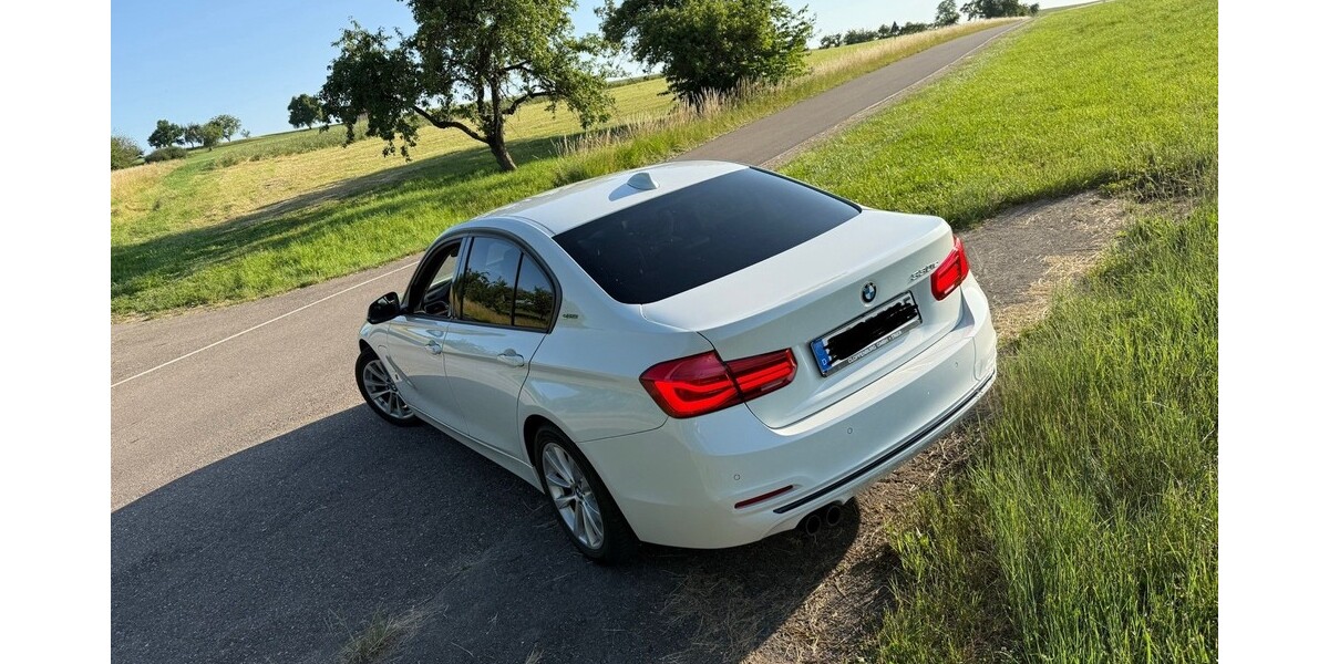 BMW 330 83.170 km 17.500 € Böbingen 86399