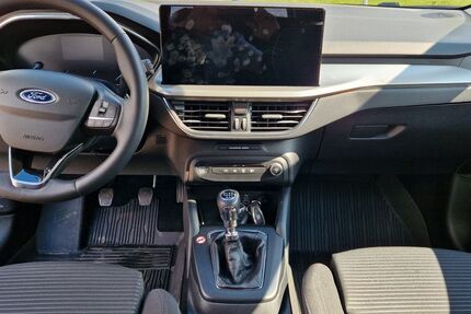 Ford Focus 60.882 km 18.790 &euro; Welden 86465