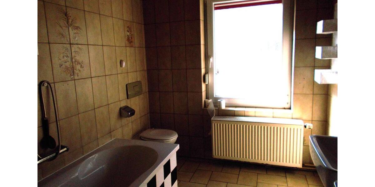 Einfamilienhaus Augsburg - 4 Zimmer, 122 m&sup2;, 1.190&euro; | Angebot:26697443