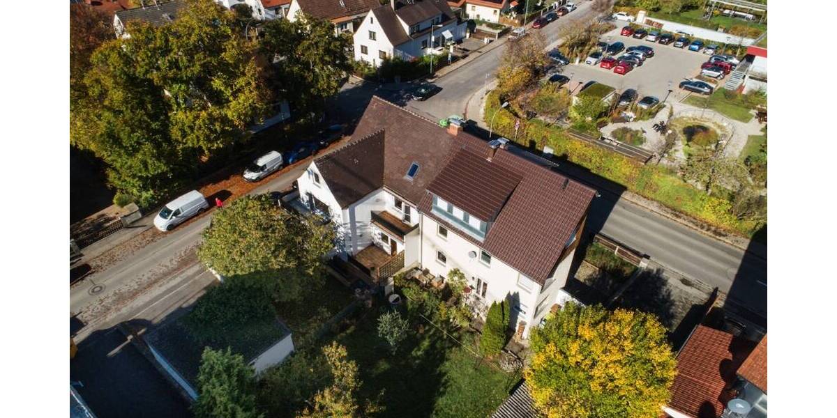Mehrfamilienhaus, Wohnhaus Augsburg Haunstetten - 9 Zimmer, 232 m&sup2;, 1.249.000&euro; | Angebot:26740187