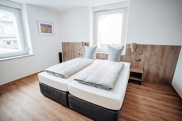 Etagenwohnung Augsburg Oberhausen - 2 Zimmer, 45 m&sup2;, 900&euro; | Angebot:25741046