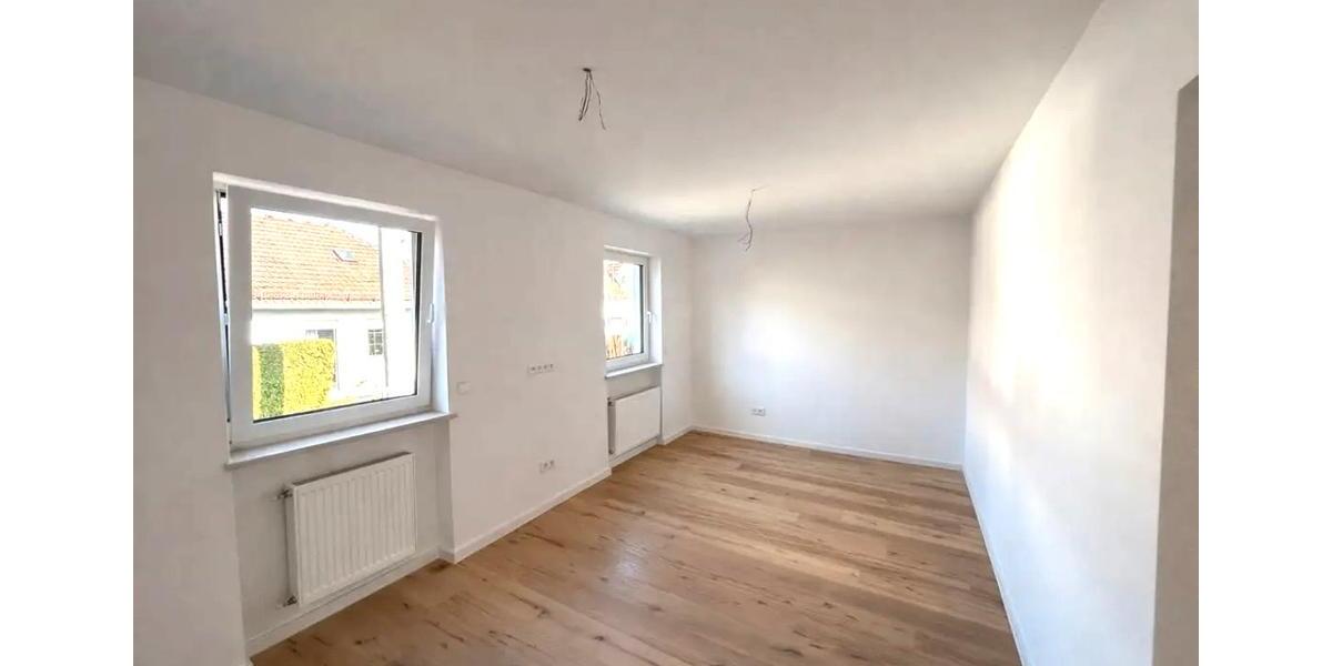 Hochparterre Augsburg Bergheim - 2 Zimmer, 70 m&sup2;, 339.000&euro; | Angebot:25404684