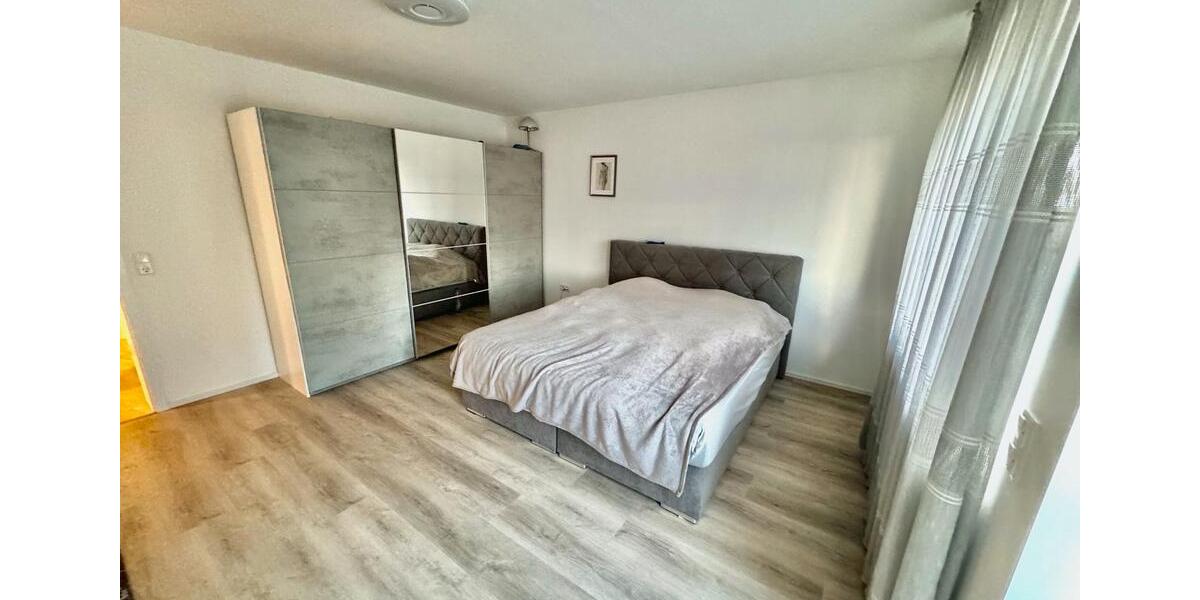 Etagenwohnung Neusäß - 3 Zimmer, 98 m&sup2;, 1.350&euro; | Angebot:25307787