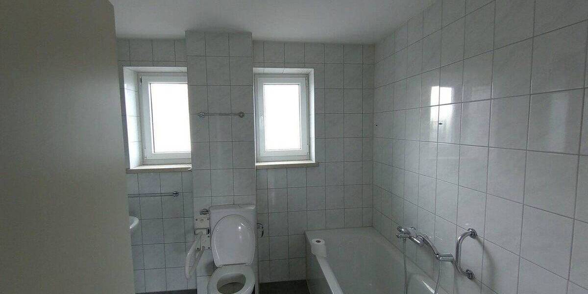 Mehrfamilienhaus, Wohnhaus Neusäß - 8 Zimmer, 200 m&sup2;, 720.000&euro; | Angebot:26865308