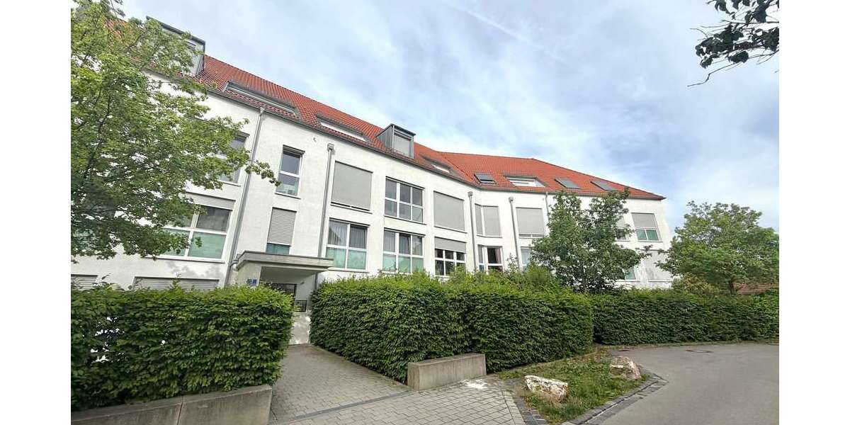 Etagenwohnung Augsburg Antonsviertel - 2 Zimmer, 85 m&sup2;, 990&euro; | Angebot:26844635