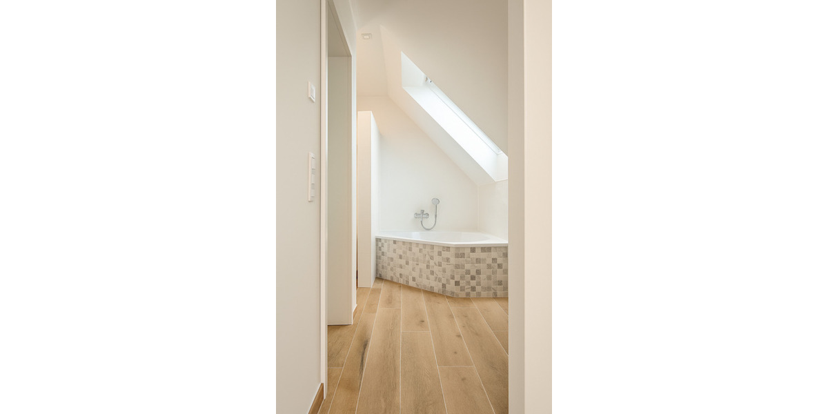 Einfamilienhaus Augsburg Lechhausen - 8 Zimmer, 266 m&sup2;, 1.590.000&euro; | Angebot:25922336