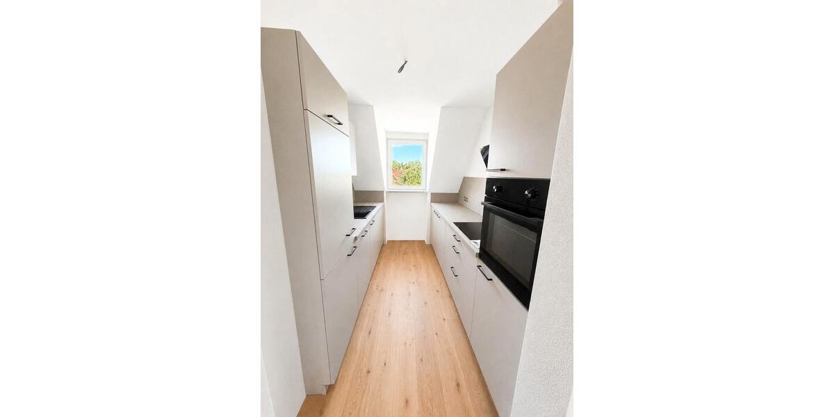 Dachgeschoßwohnung Augsburg Firnhaberau - 3 Zimmer, 50 m&sup2;, 959&euro; | Angebot:27631081