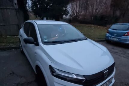 Dacia Sandero 80.000 km 9.999 € Ehingen 86678