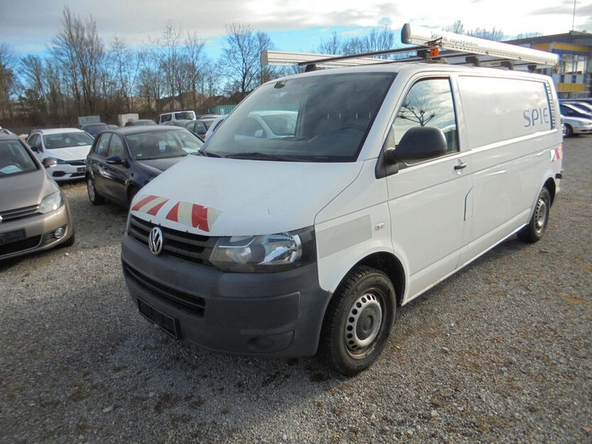 VW T5 Transporter 230.000 km 8.990 € Gersthofen bei Augsburg 86368
