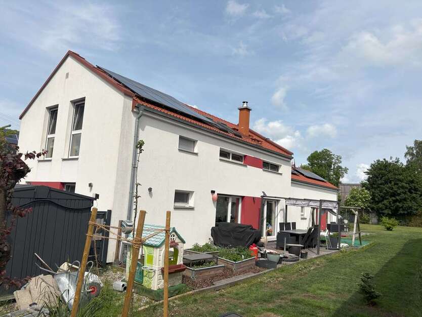 Haus zum Kaufen in Kutzenhausen-Agawang 718.000 € 181 m²
