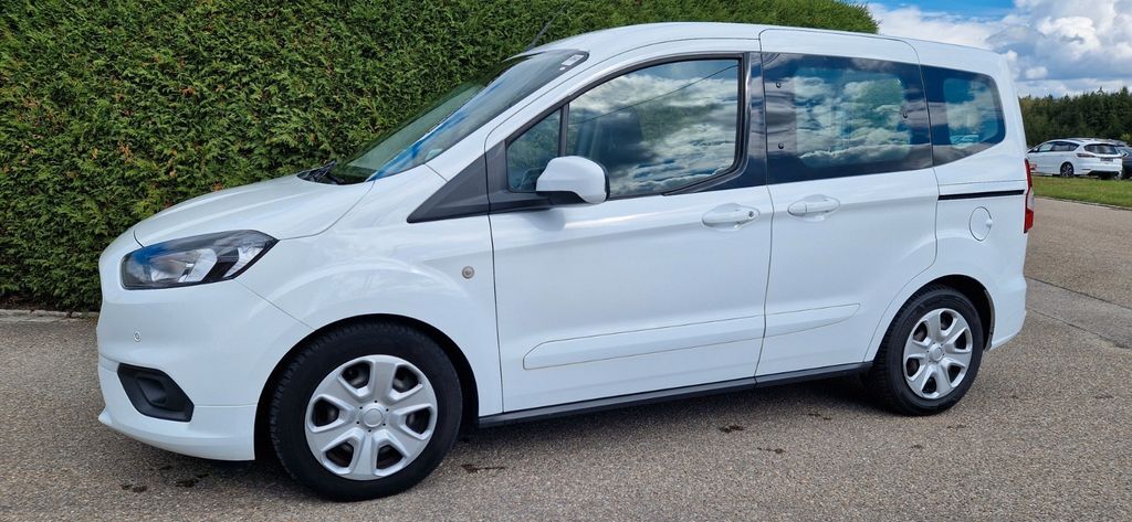Ford Tourneo Courier 157.784 km 10.190 € Welden 86465