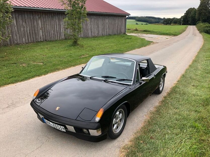 914