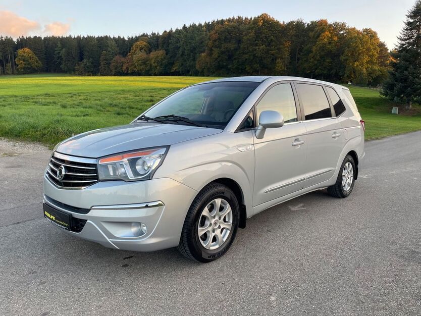 SsangYong Rodius 131.501 km 8.999 € Winterbach bei Günzburg 89368