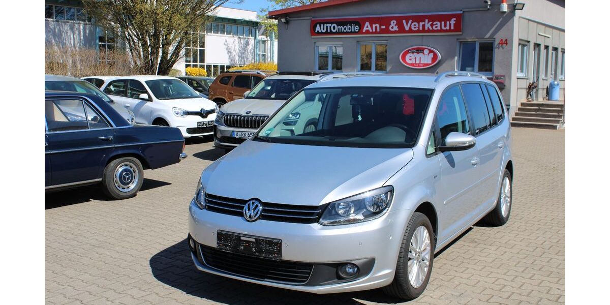 VW Touran 98.500 km 10.990 &euro; Augsburg 86165