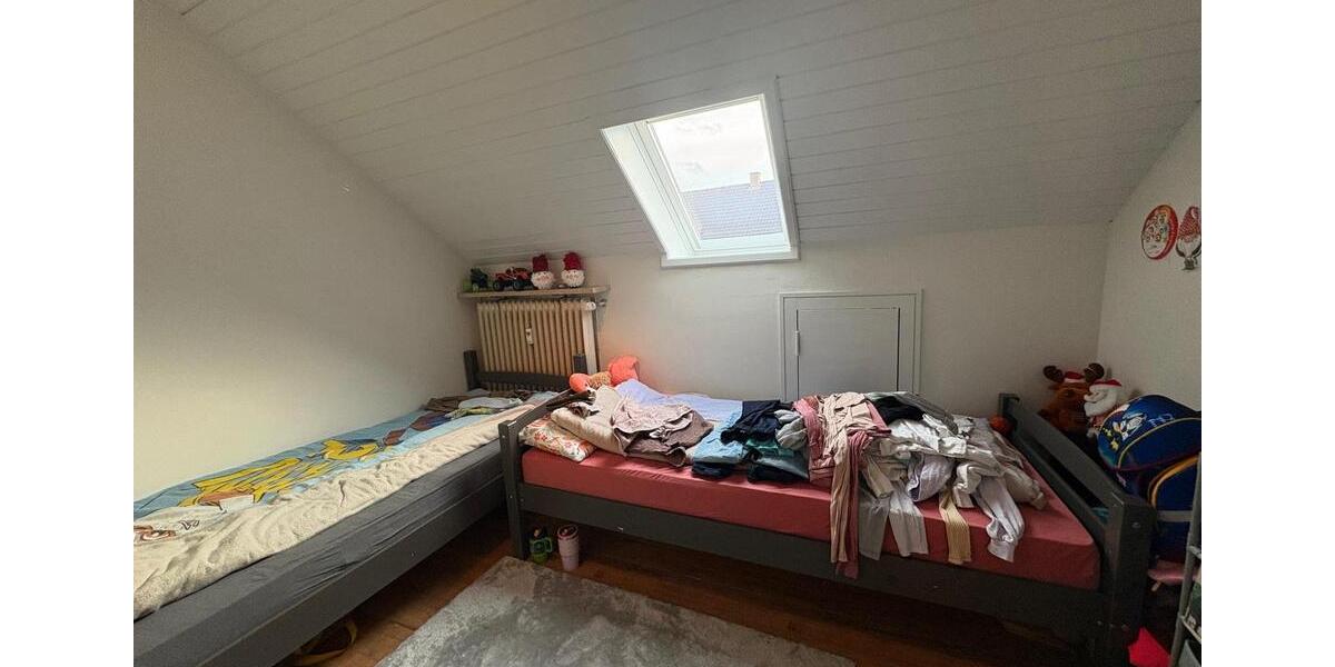 Dachgeschoßwohnung Augsburg Lechhausen - 3 Zimmer, 77 m&sup2;, 310.000&euro; | Angebot:25073037