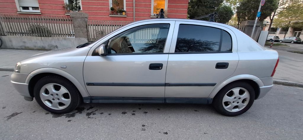 Opel Astra 78.414 km 3.350 &euro; Augsburg 86161