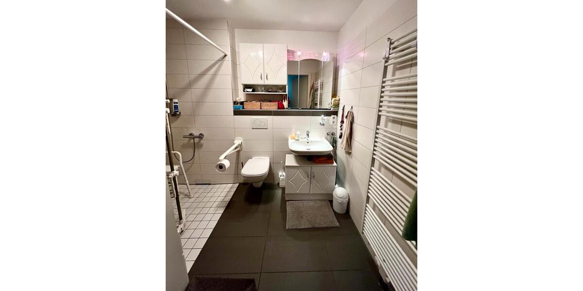 Etagenwohnung Augsburg Universitätsviertel - 2 Zimmer, 60 m&sup2;, 300.000&euro; | Angebot:25968100