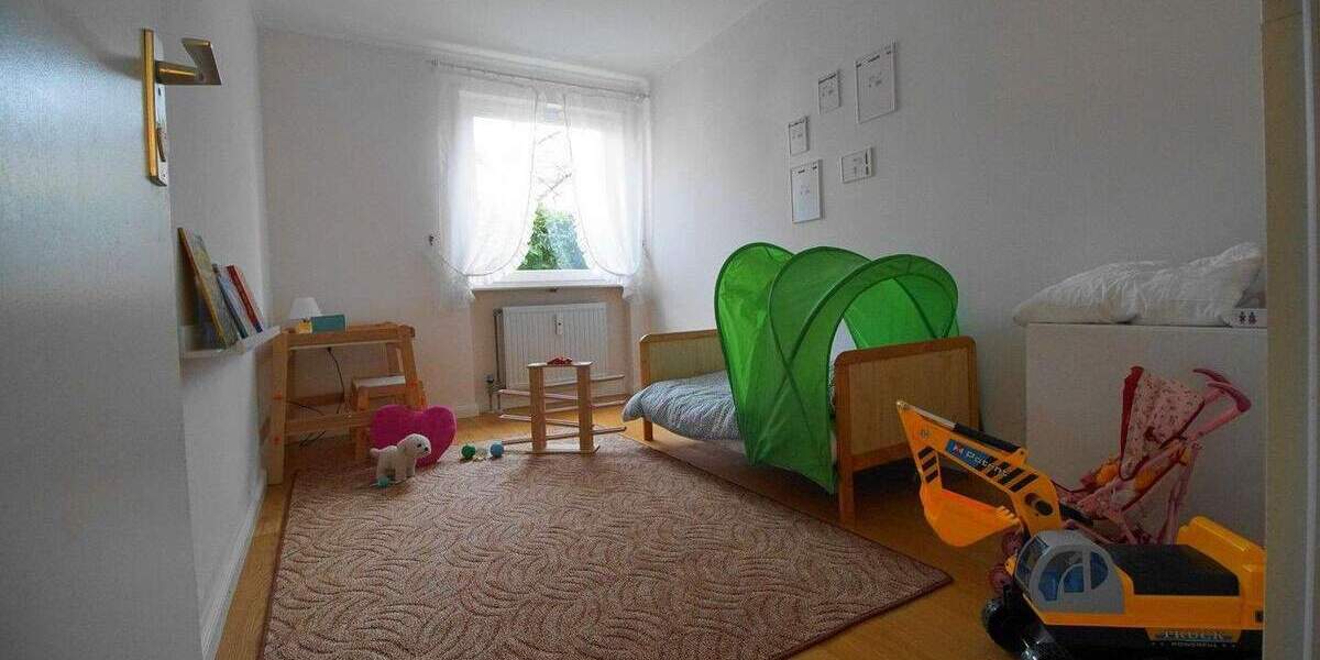 Etagenwohnung Augsburg Inningen - 4 Zimmer, 100 m&sup2;, 486.000&euro; | Angebot:25823687