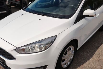 Ford Focus 220.800 km 4.950 &euro; Wertingen 86637