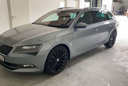 Skoda Superb 135.300 km 16.500 &euro; Wehringen 86517