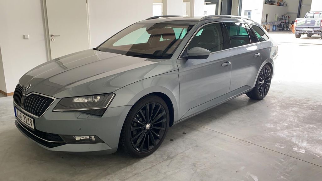 Skoda Superb 135.300 km 16.500 &euro; Wehringen 86517