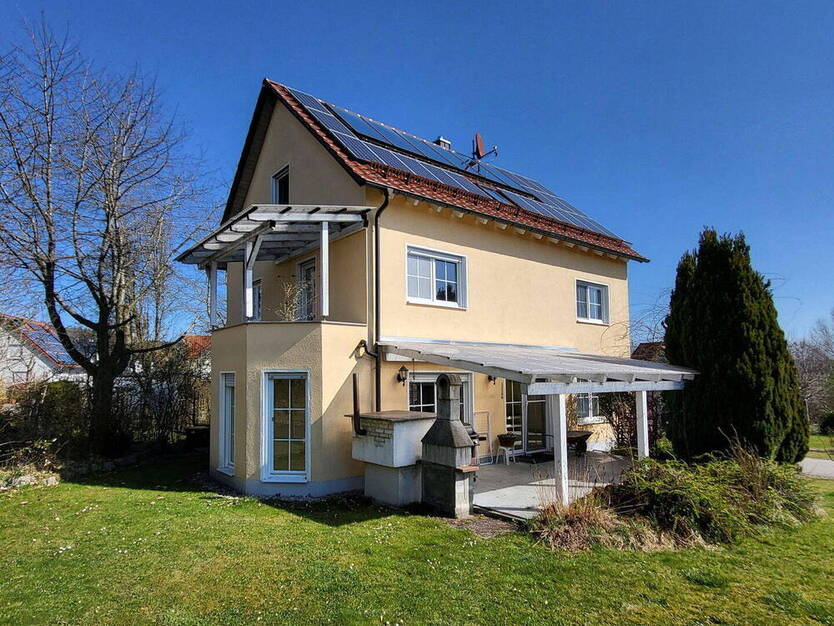 Geräumiges Einfamilienhaus in attraktiver Lage