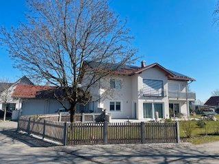 Etagenwohnung Jesenwang - 4.5 Zimmer, 119 m&sup2;, 1.530&euro; | Angebot:26262648